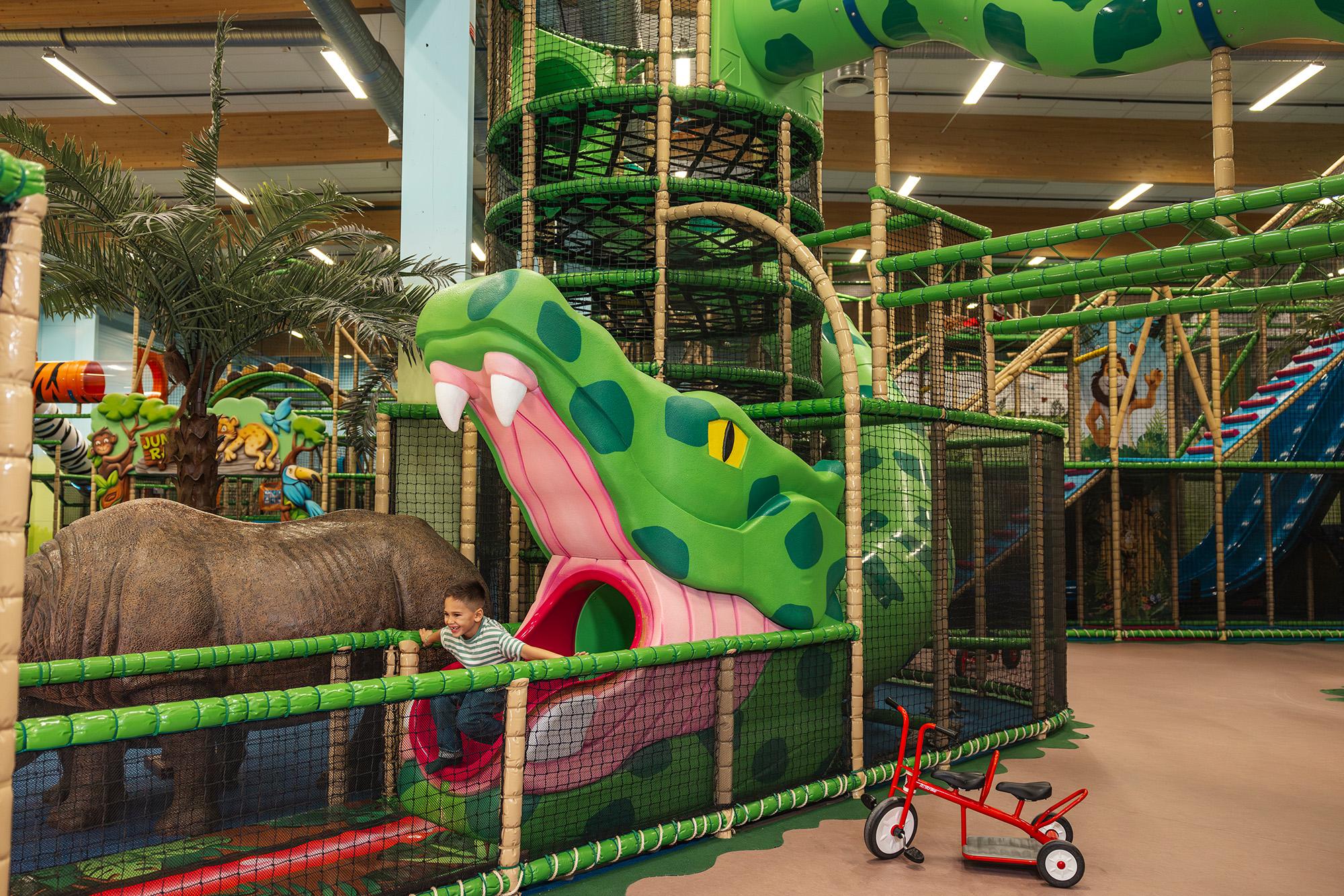 snake slide playcenter